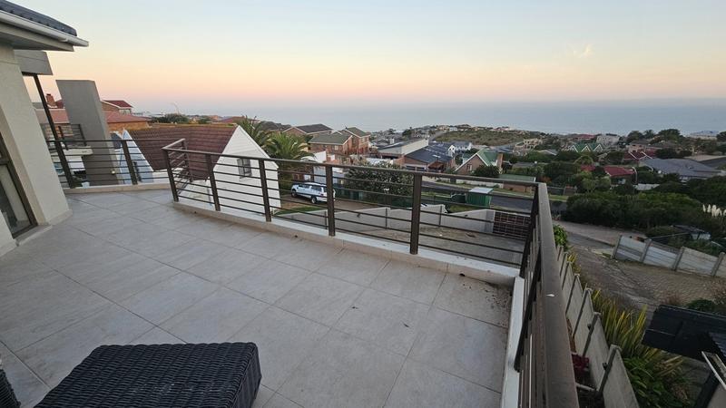 5 Bedroom Property for Sale in Dana Bay Western Cape